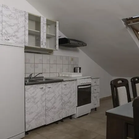 Lägenhet With A Parking Space Stobrec, - 15972