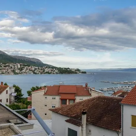 With A Parking Space Stobrec, - 15972 Lägenhet